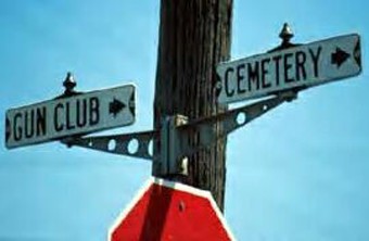 View joke - Gun club. Cemetery. Follow the signs